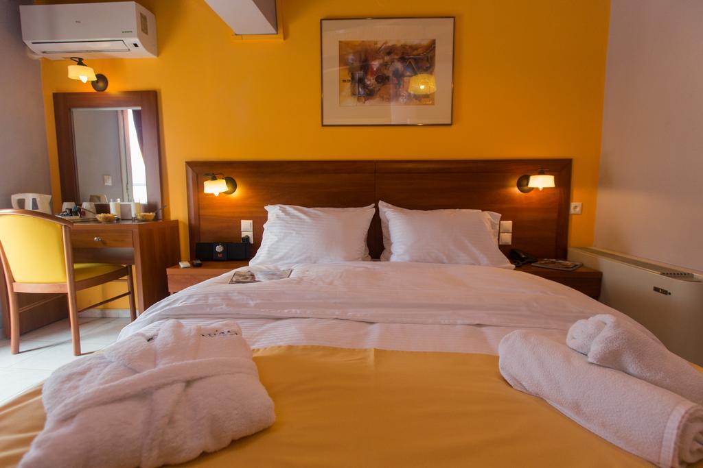 Mirabel Citycenter Hotel Argostoli  Esterno foto